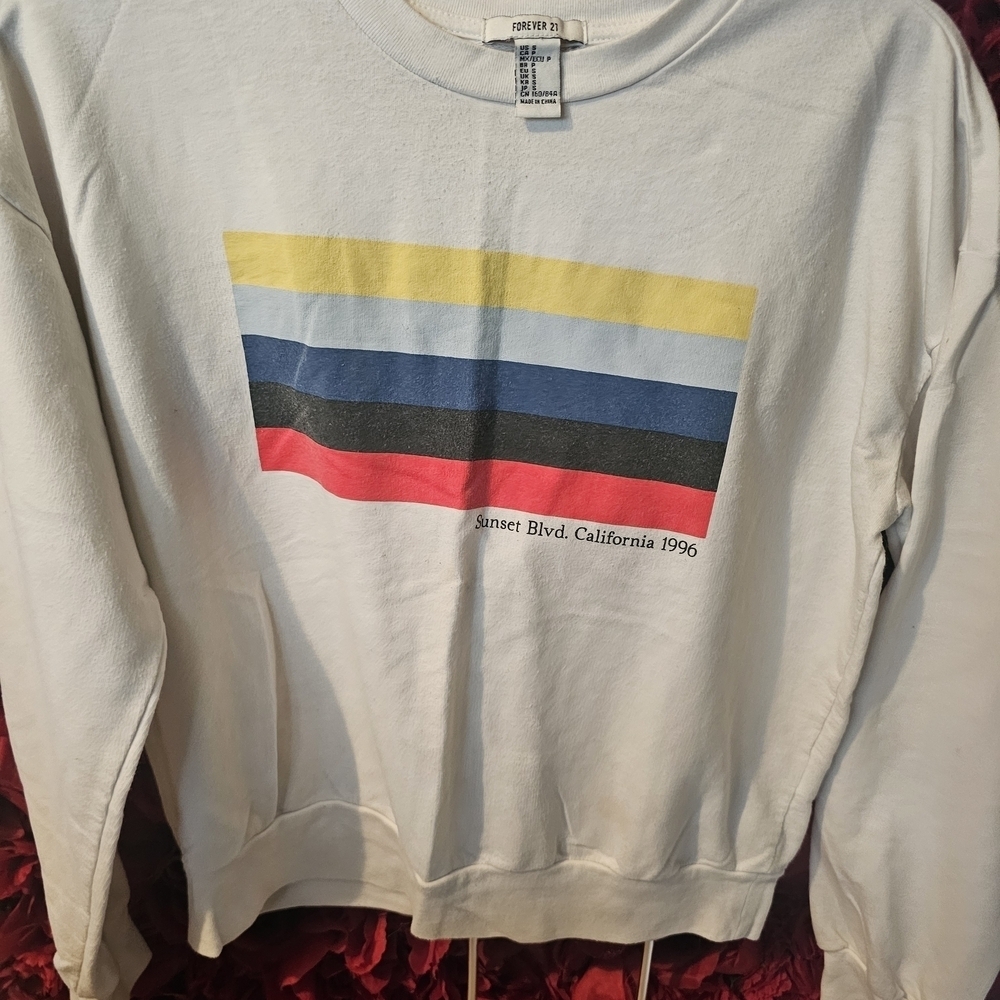 Forever 21 Women's Multicolor Striped Graphic Crew Neck Cropped Sweatshirt SMALL